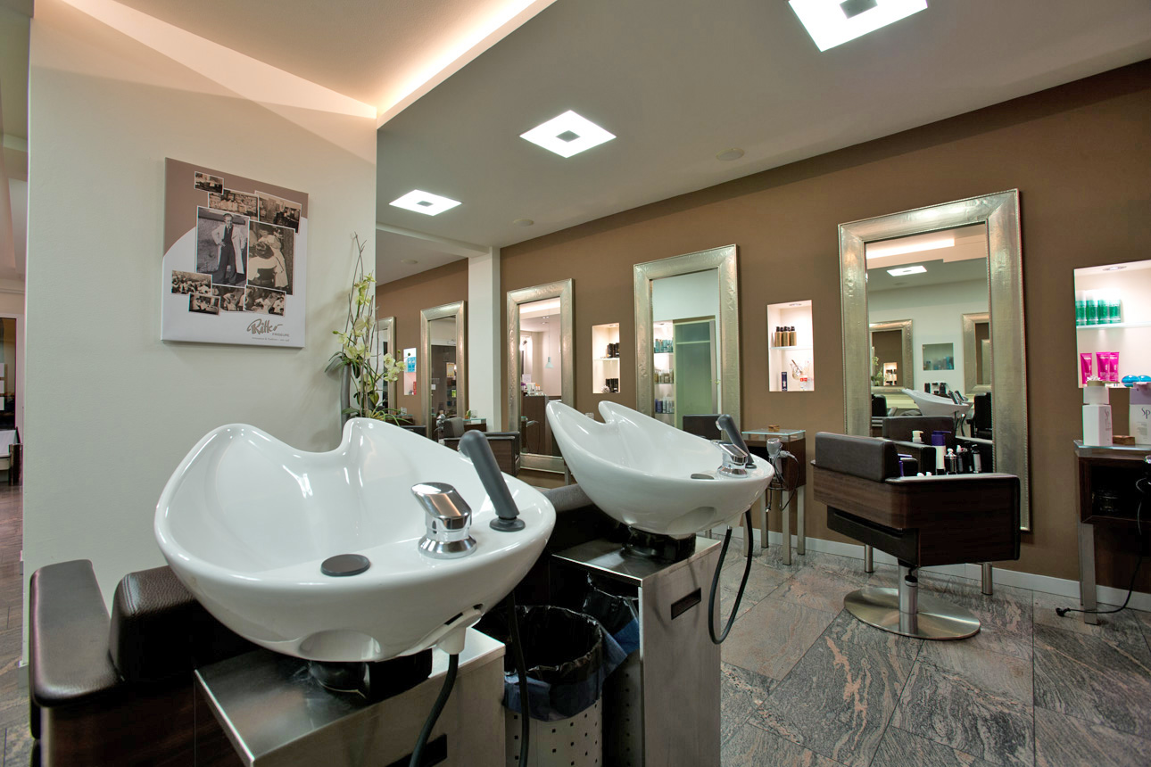 Ritter Friseure: Waschplätze Salon